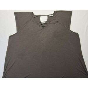 Maurices‎ women's plus size olive green sleeveless shirt sz. 4